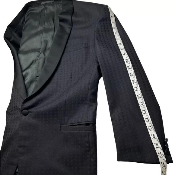 Versace V2 Men's Black on Black Dot 2 Button Tuxedo Suit Jacket Blazer Size 37 - Picture 12 of 16